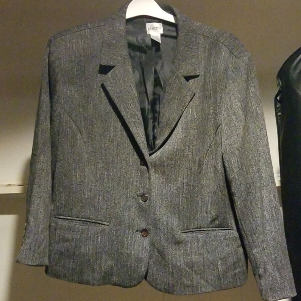 Gently used blazer Chico's size 2